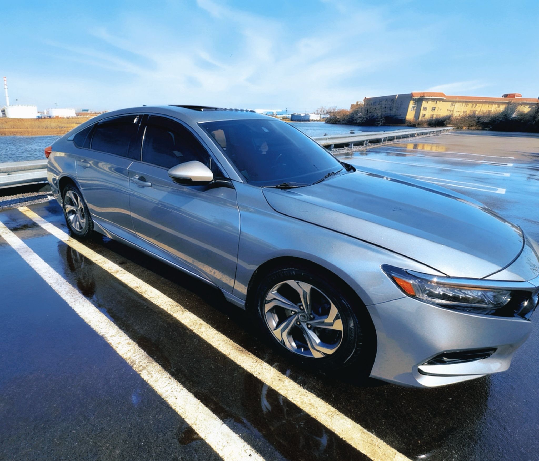 2019 Honda Accord EX-L rear-quarter view